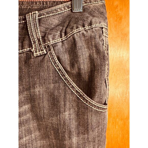 Venezia Denim Women's Long Shorts Designs and Double Button Shorts Size 14 - Picture 4 of 12